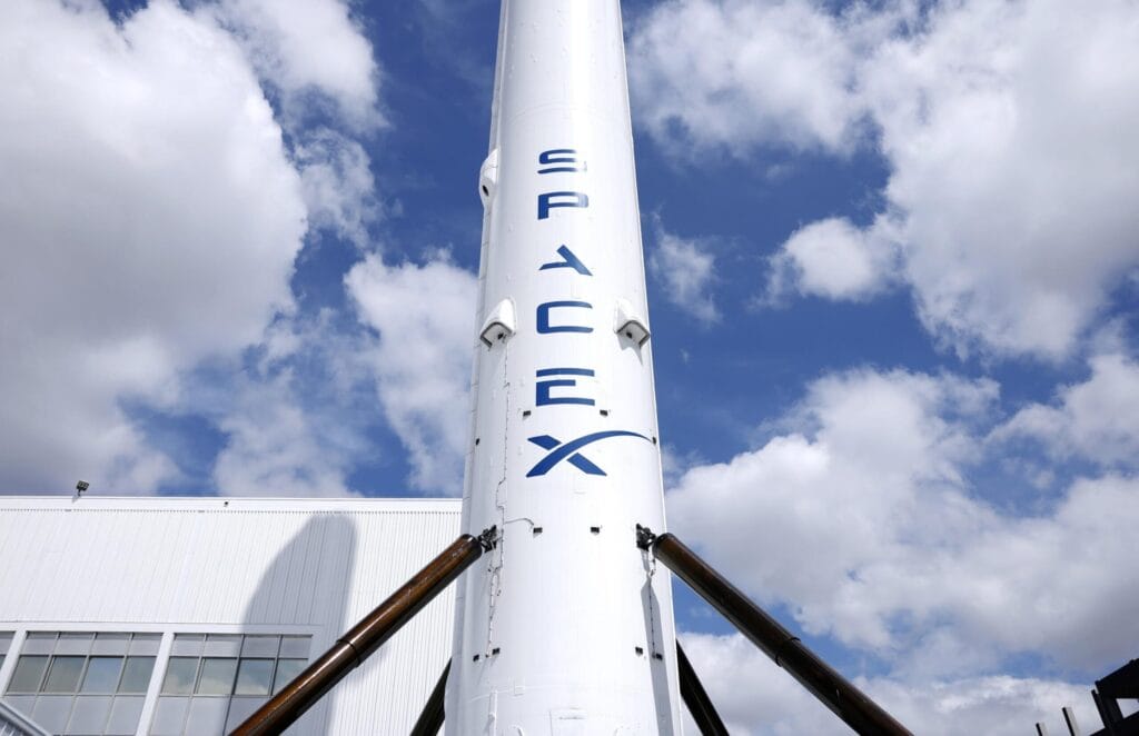 NASA Awards SpaceX Three Crew Missions Worth $946 Million