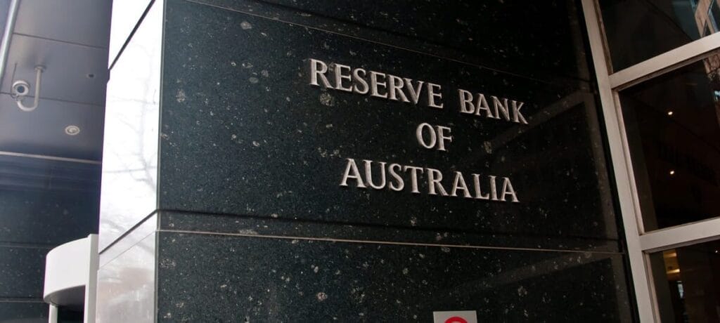 RBA’s Ross Says Australian Wage-Price Spiral Is Unlikely