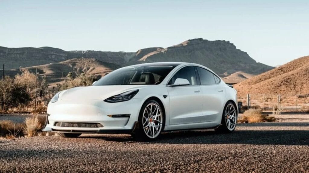 Tesla Opens $30 Billion Credit Facilities